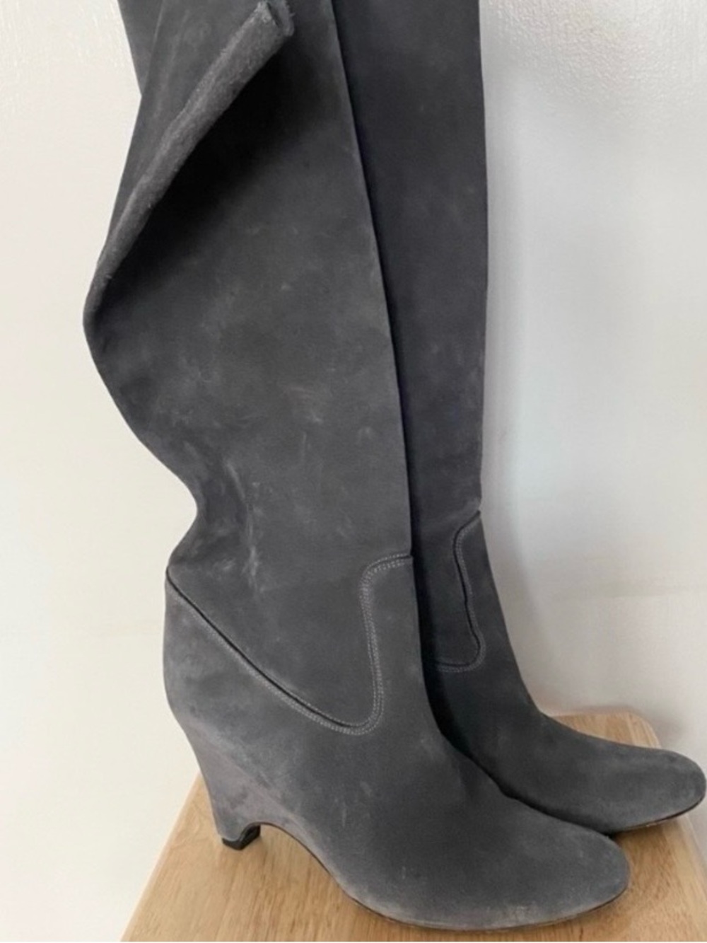 Roberto Del Carlo Dark Brown Suede Knee-High Heeled Boots SZ 9.5